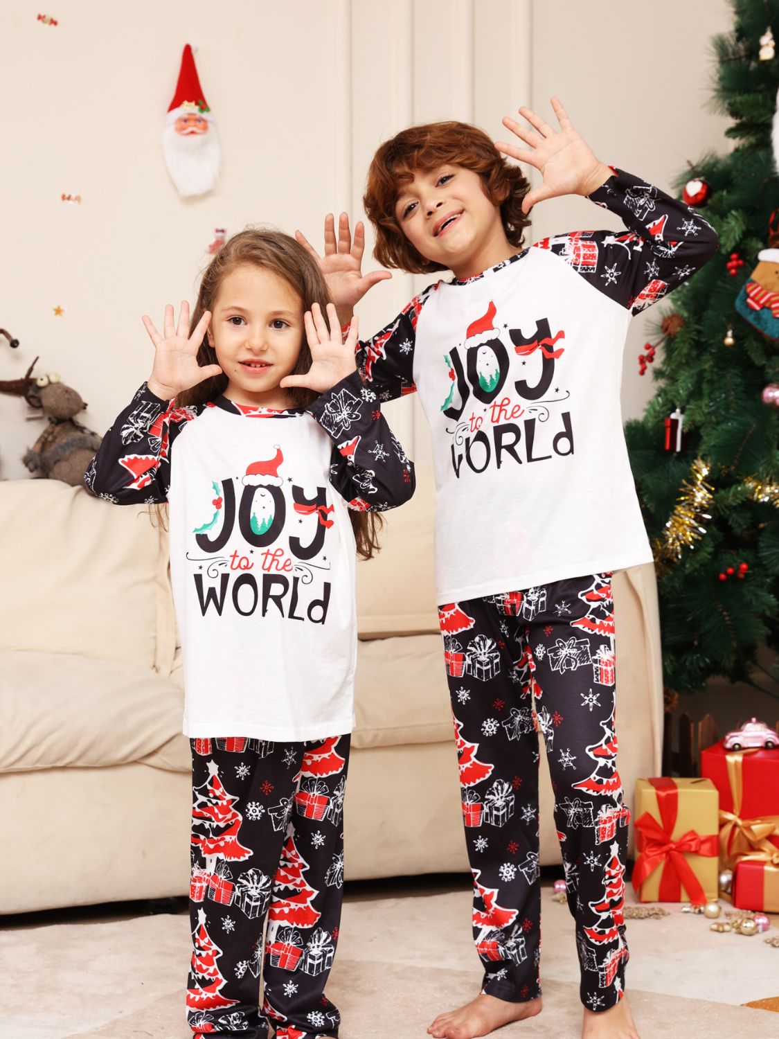 PJJAYS Graphic Two-Piece Set JOY TO THE WORLD